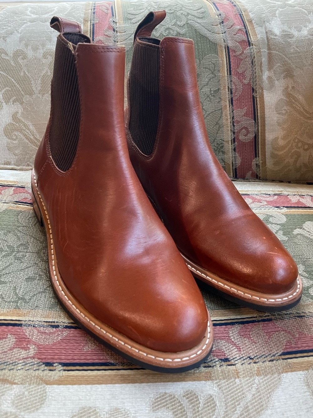 Nisolo Carmen Chelsea Boots. Size 7.5 Women N25-05
